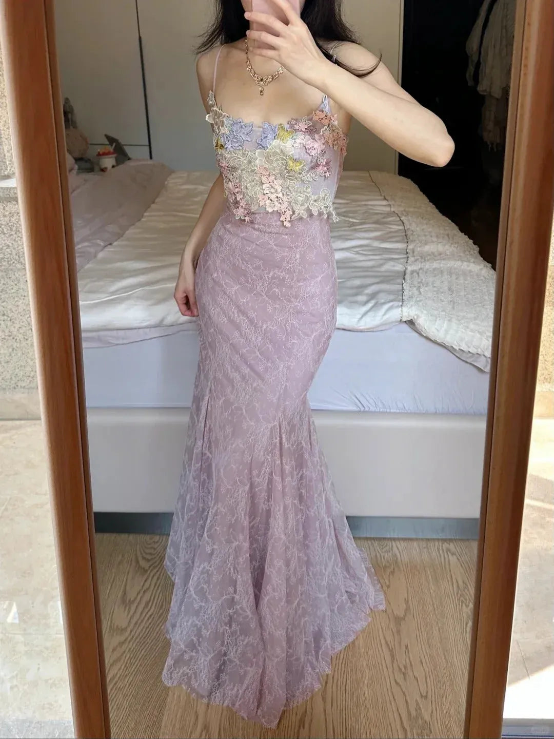 Dreamy Mermaid Spaghetti Strap Floral Applique Lace Lavender Prom Dress