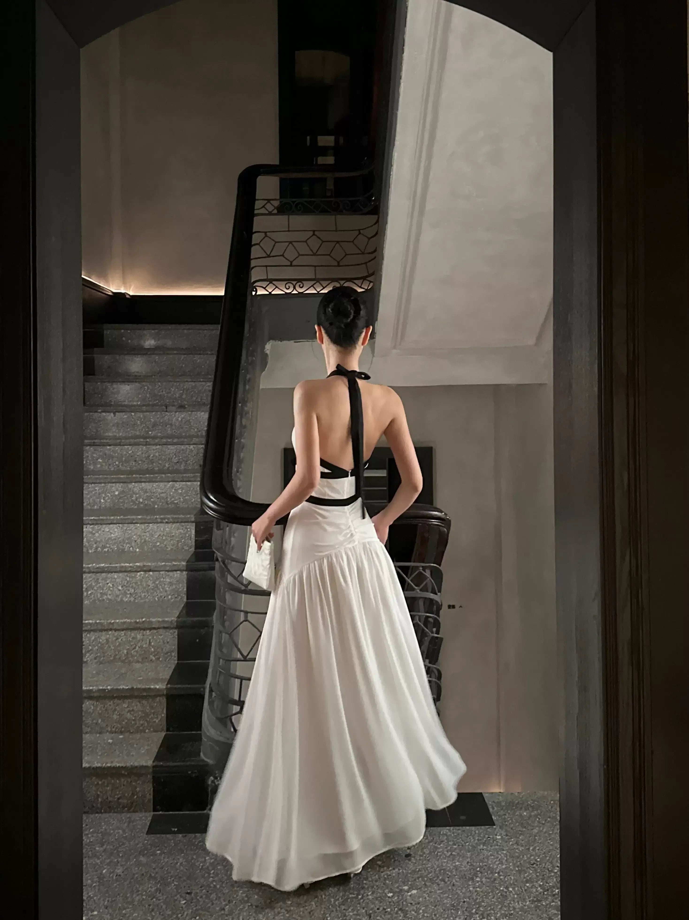 Elegant A-Line Halter V Neck Backless Chiffon Off White Black Long Prom Dress