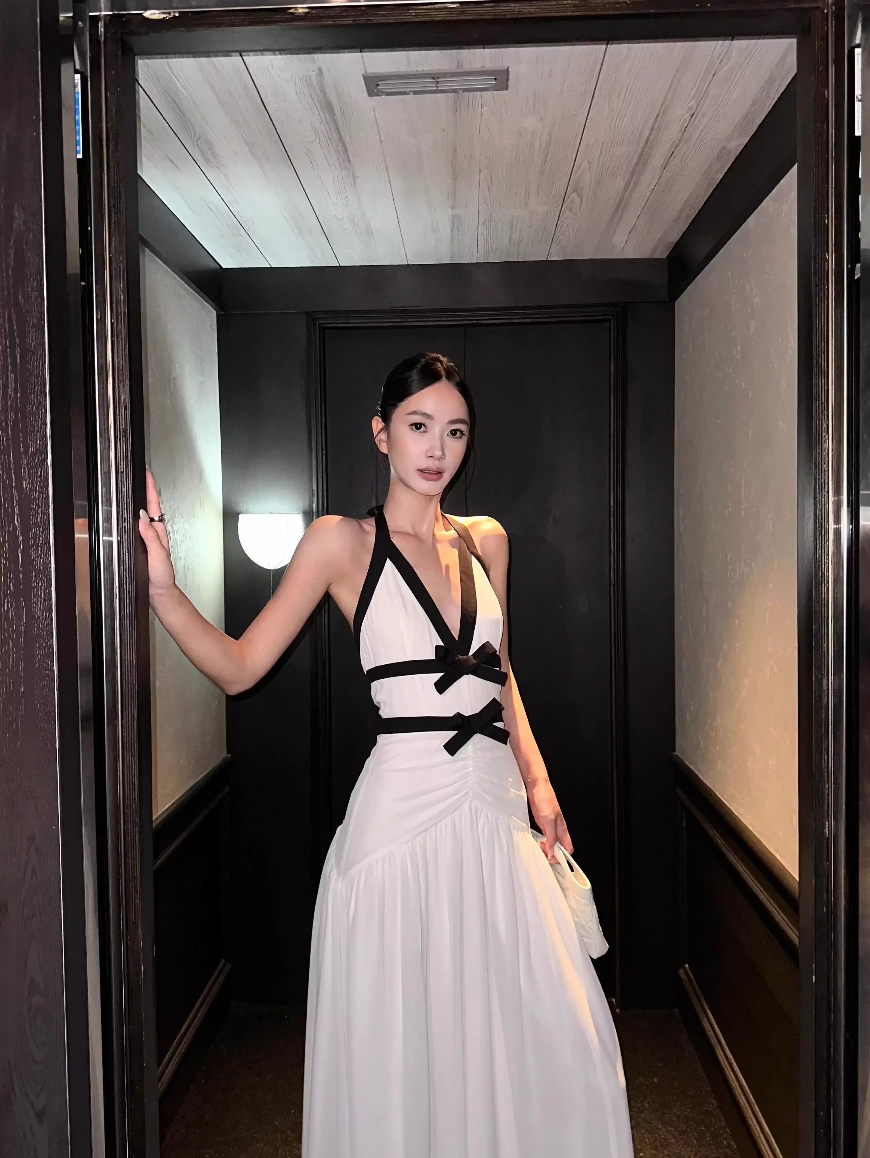 Elegant A-Line Halter V Neck Backless Chiffon Off White Black Long Prom Dress