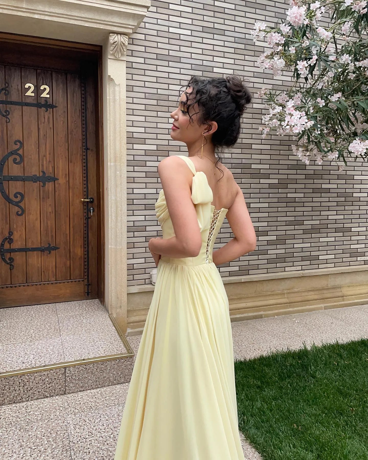 Elegant A-Line One Shoulder Bow Chiffon Yellow Long Prom Dress Hot Sale
