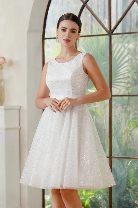 Elegant A-Line Scoop Neck Sequins White Knee-Length Homecoming Dress With Lace-Up Back