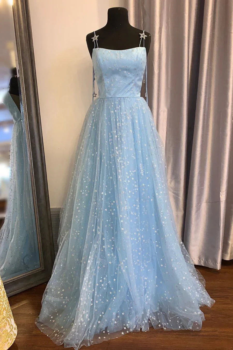 Elegant A-Line Spaghetti Straps Sleeveless Zipper Up Floor-Length Prom Dress