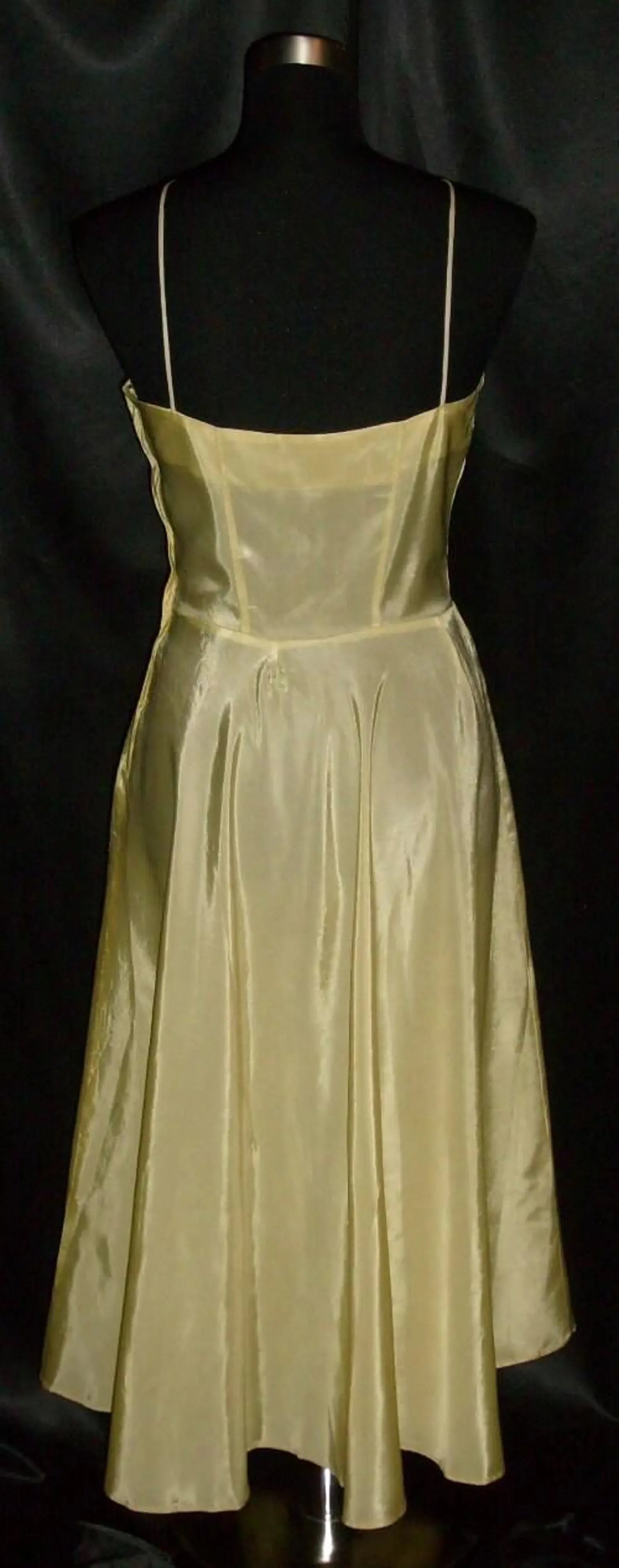 Elegant A-Line Sweetheart Spaghetti Straps Bow Satin Pale Yellow Midi Prom Dress
