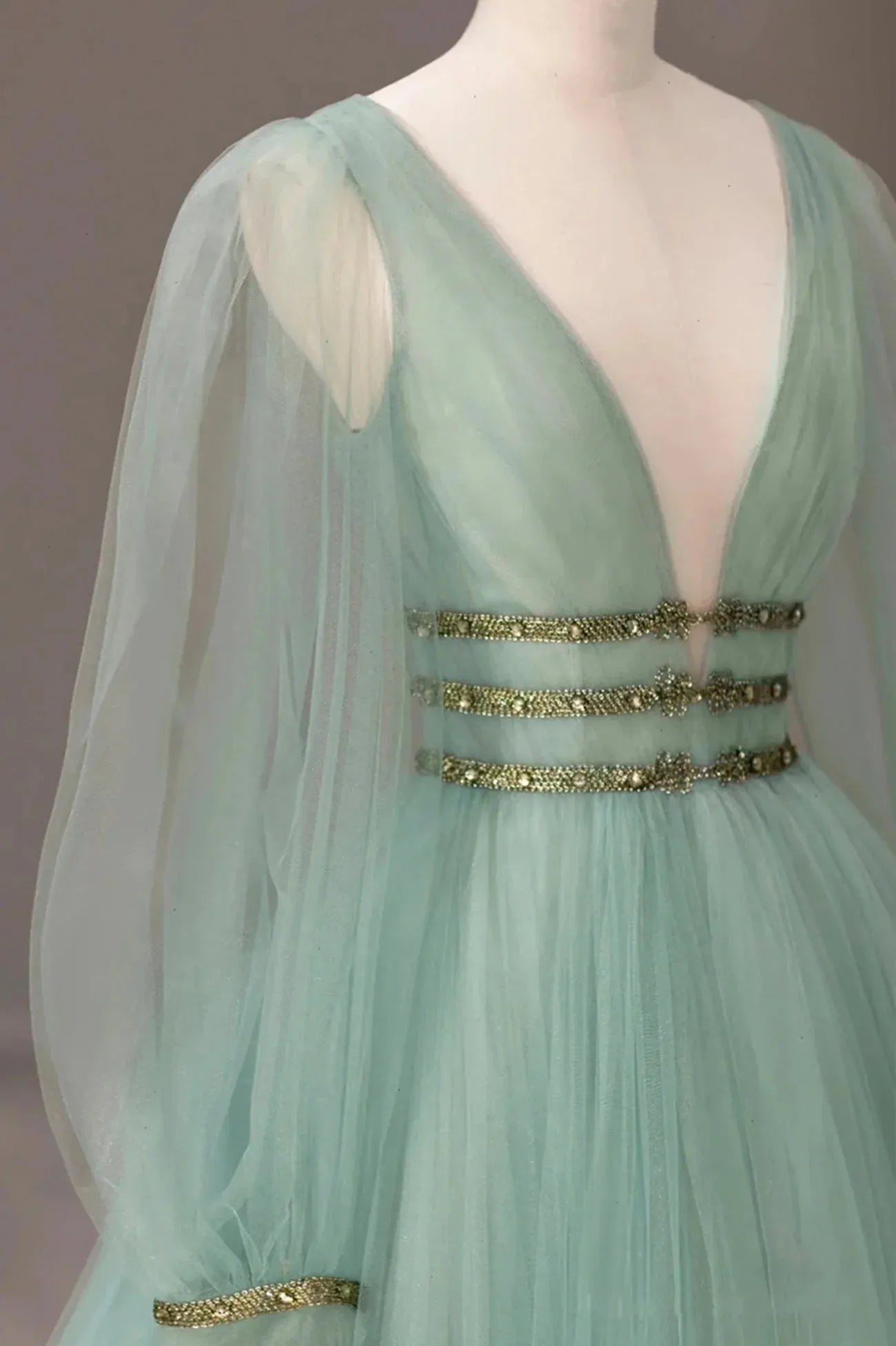 Elegant A-Line V-Neck Long Sleeve Backless Sweep/Brush Train Prom Dress