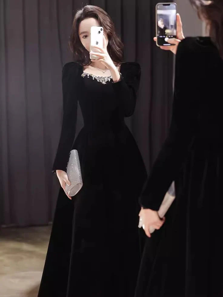Elegant A-line U Neck Long Sleeves Beaded Velvet Black Long Prom Dress