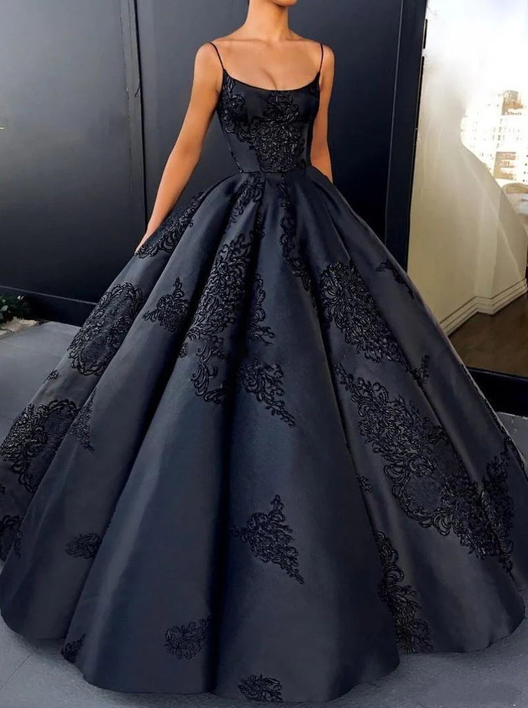 Elegant Ball Gown Spaghetti Straps Long Formal Prom Dress With Applique