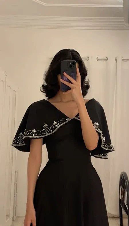 Elegant Matte Maxi Evening Dress Black V-Neck Cape Sleeves for Women
