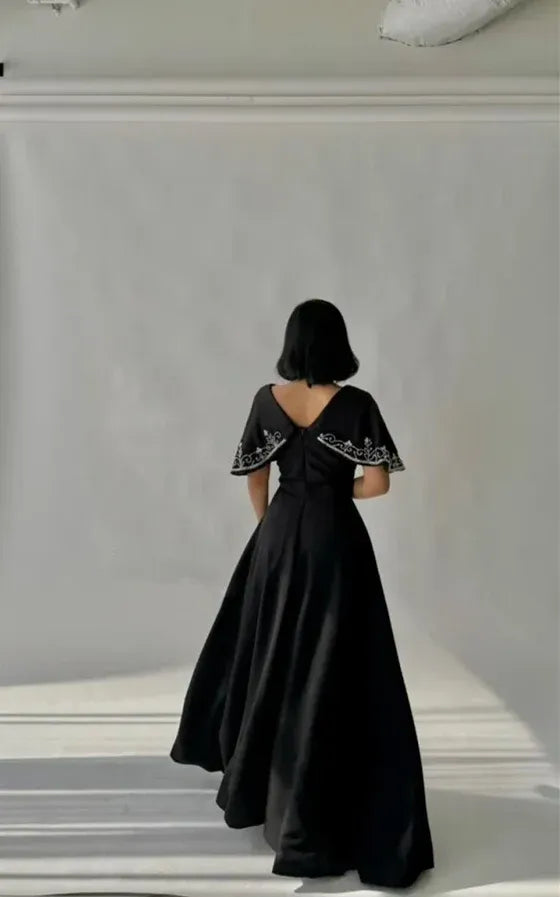 Elegant Matte Maxi Evening Dress Black V-Neck Cape Sleeves for Women