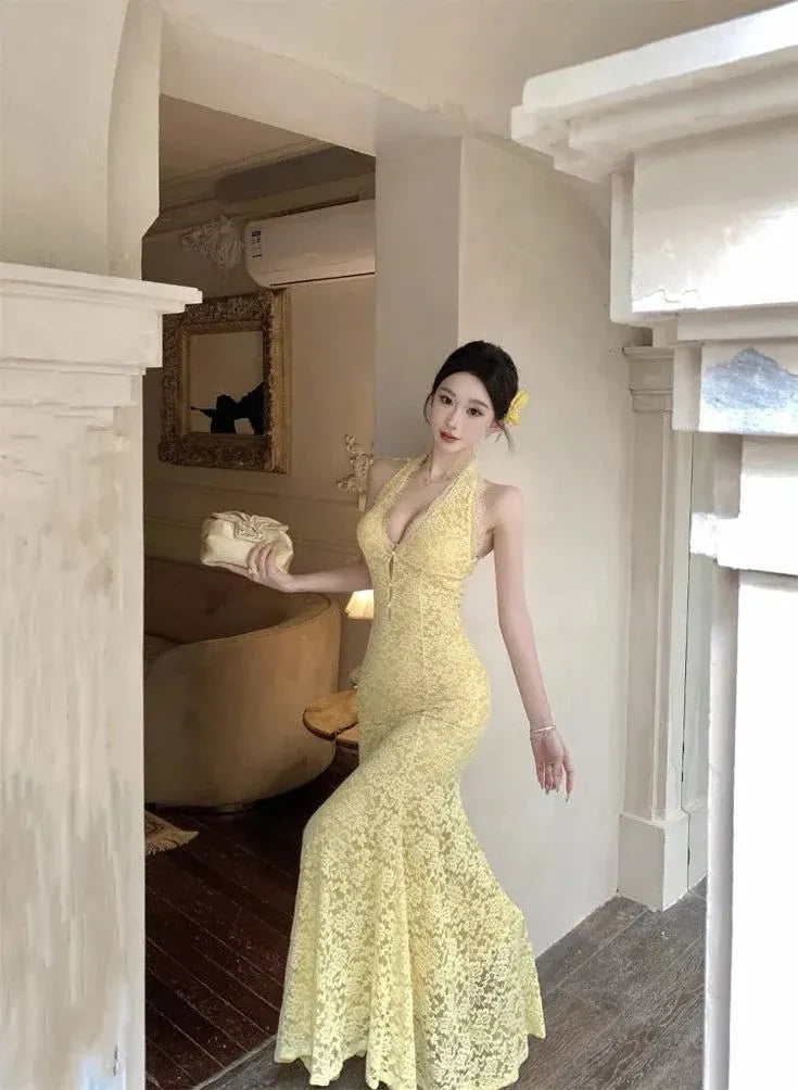 Elegant Mermaid Halter Sleeveless Lace-Accent Yellow Long Prom Dress for Women Ready to Ship
