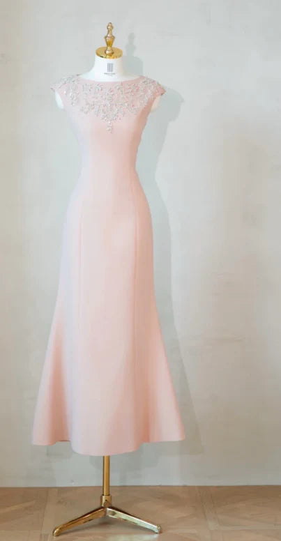 Elegant Mermaid Jewel Satin Pink Mother of the Bride Dresses With Beaded