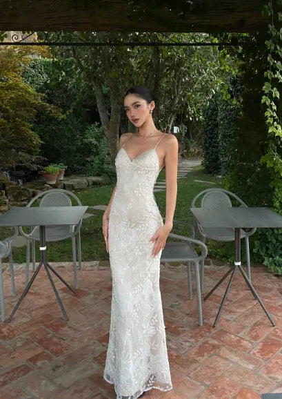 Elegant Mermaid Spaghetti Strap Lace Fitted Ivory Evening Dress For Women