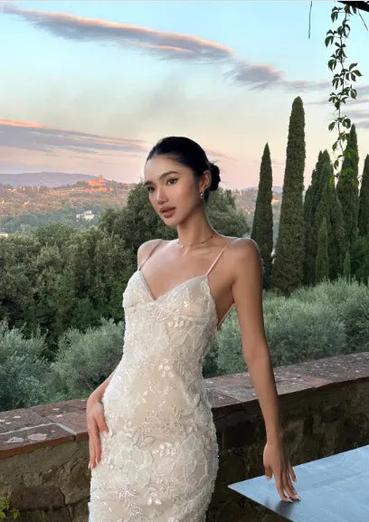 Elegant Mermaid Spaghetti Strap Lace Fitted Ivory Evening Dress For Women