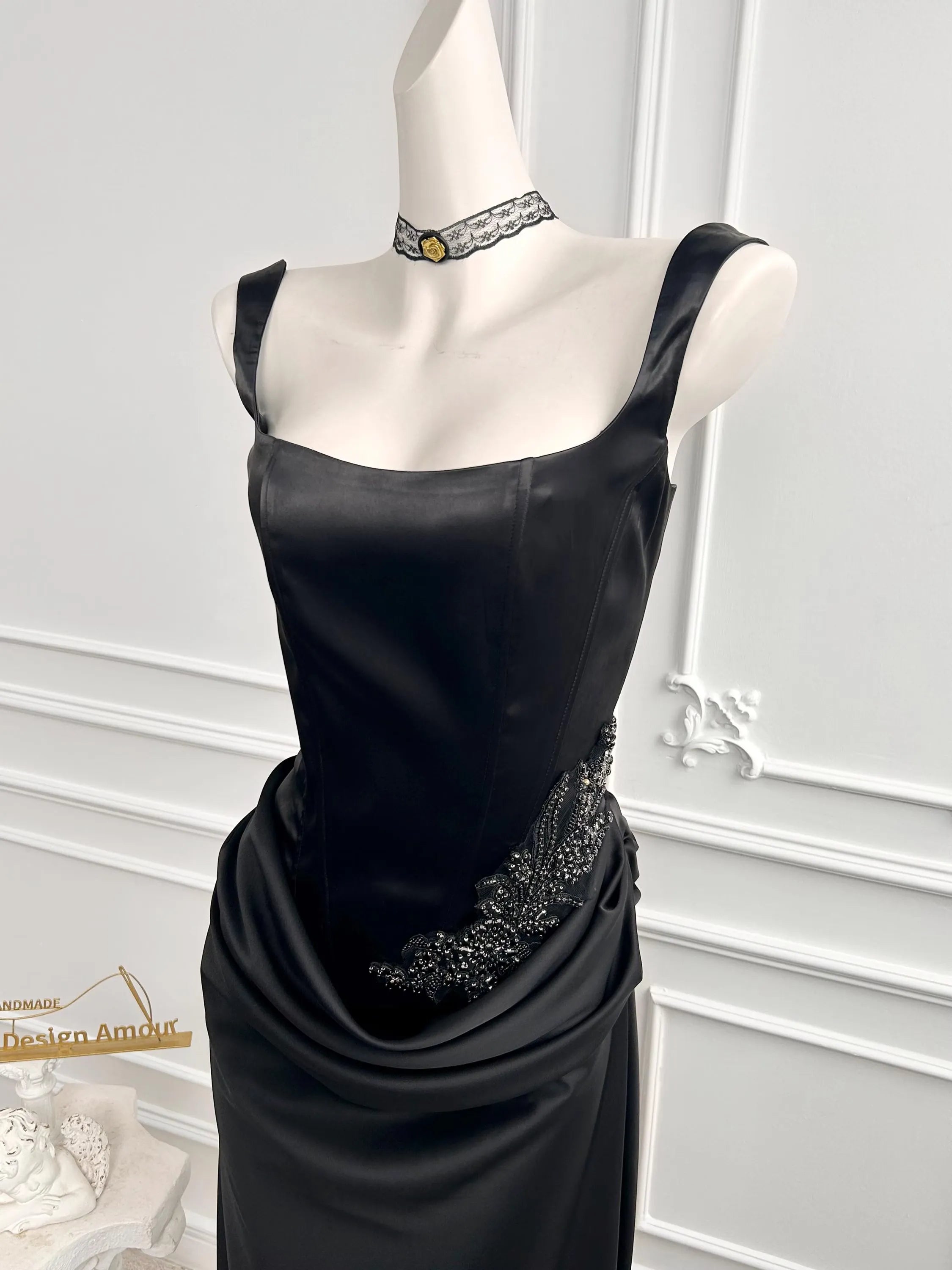Elegant Mermaid Square-Neck Corset Beaded Ruched Black Floor-Length Prom Dress