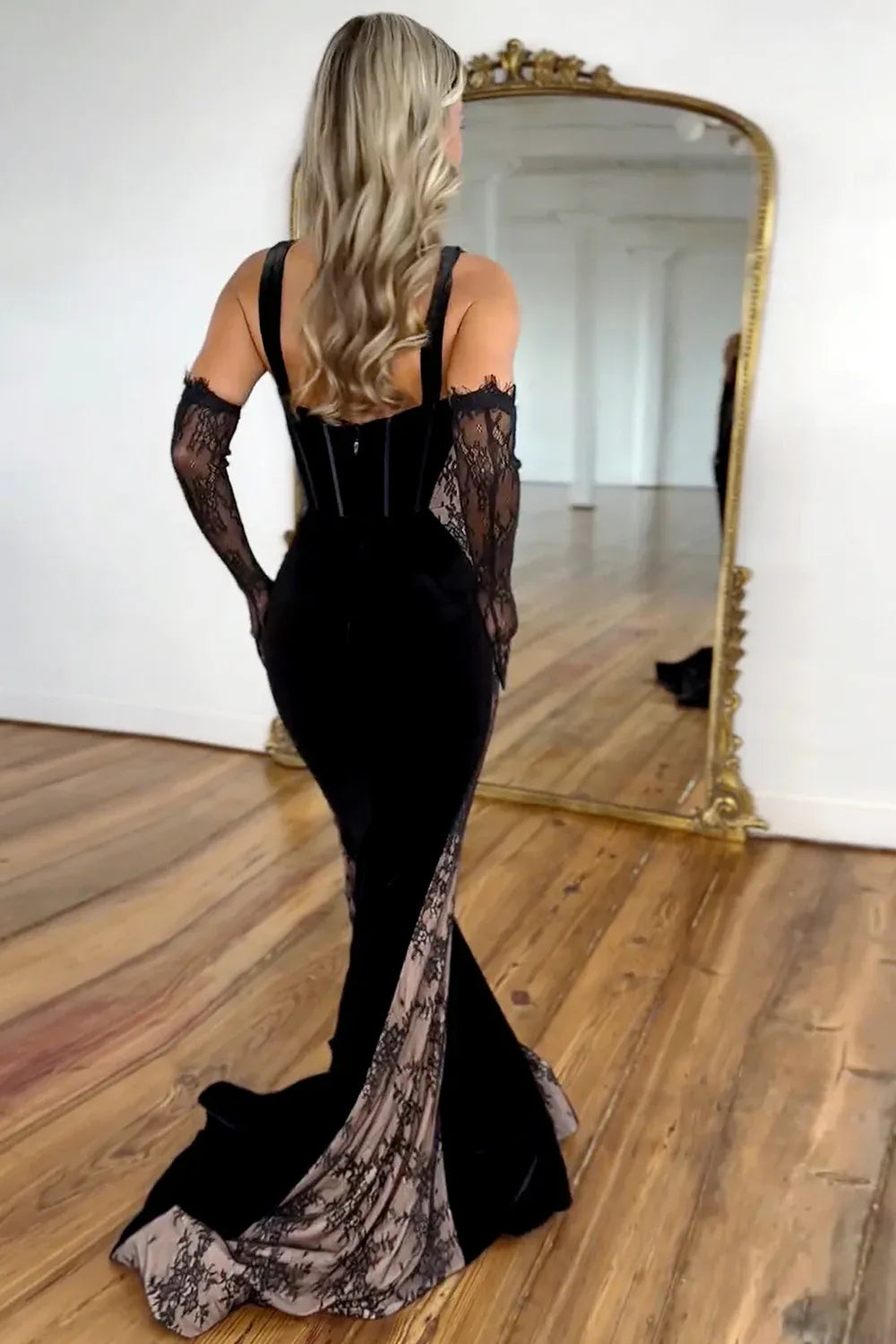 Elegant Mermaid Square Neck Long-Sleeve Lace-Velvet Black Floor-Length Evening Dress For Women