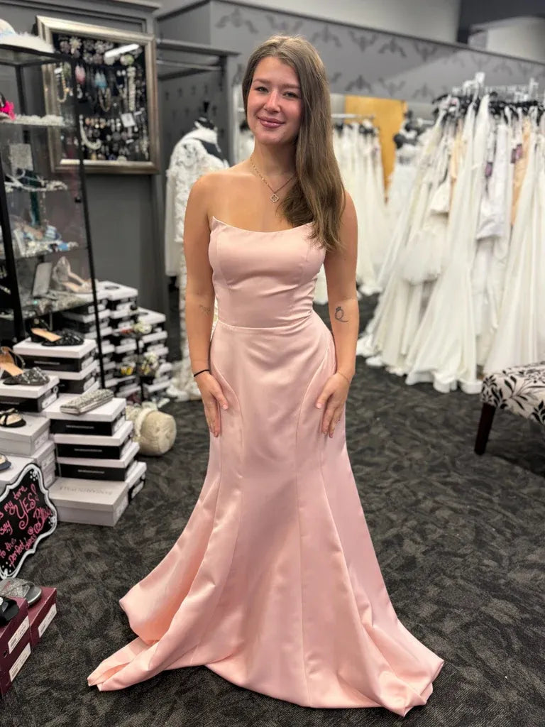 Elegant Mermaid Strapless Satin Blush Floor Length Prom Dress For Women