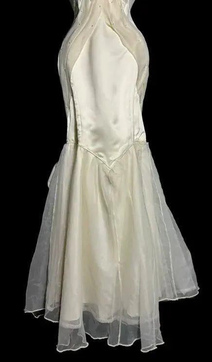 Elegant Mermaid Sweetheart Beaded Satin Chiffon Ivory Prom Dress For Women