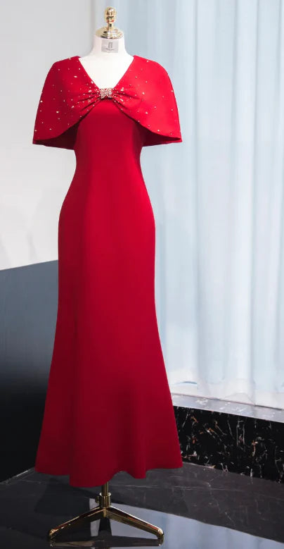 Elegant Mermaid V-Neck Burgundy Mother of the Bride Dresses With Beaded