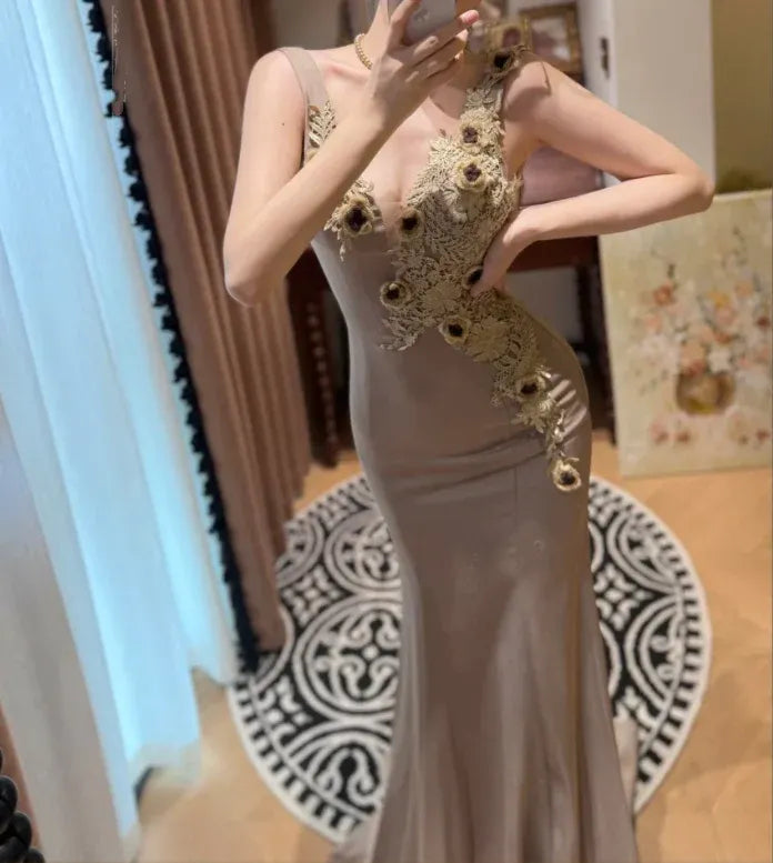 Elegant Mermaid V-Neck Lace Applique Satin Taupe Prom Dress For Sale