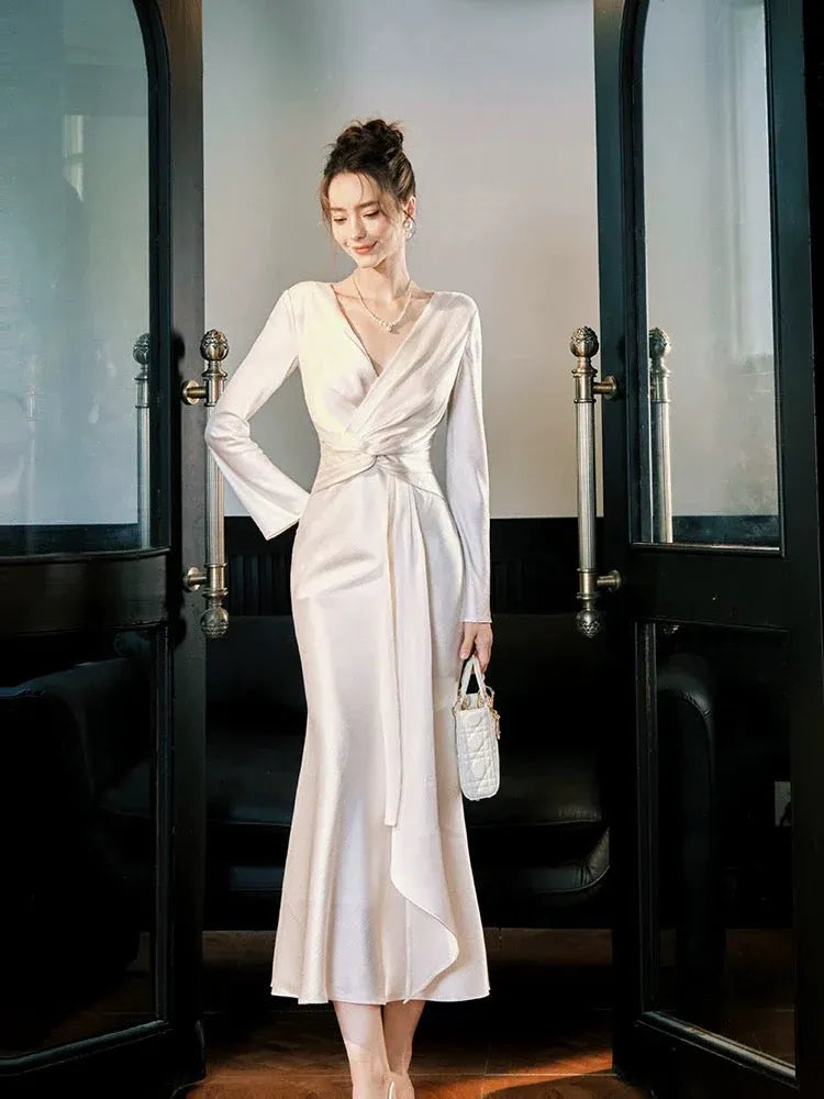 Elegant Mermaid V-Neck Long-Sleeve Draped Satin Ivory Maxi Prom Dress for Women