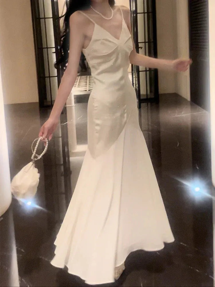 Elegant Mermaid V-Neck Sleeveless Satin Ivory Long Prom Dress for Women Ready to Ship