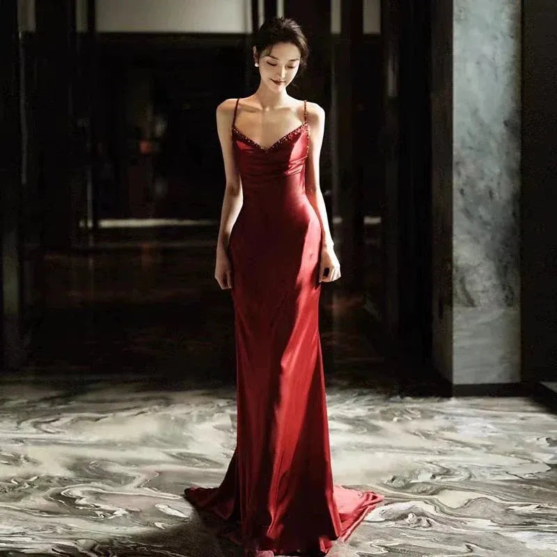Elegant Midi Sleeveless Backless Red Prom Dress For Women Ready To Ship