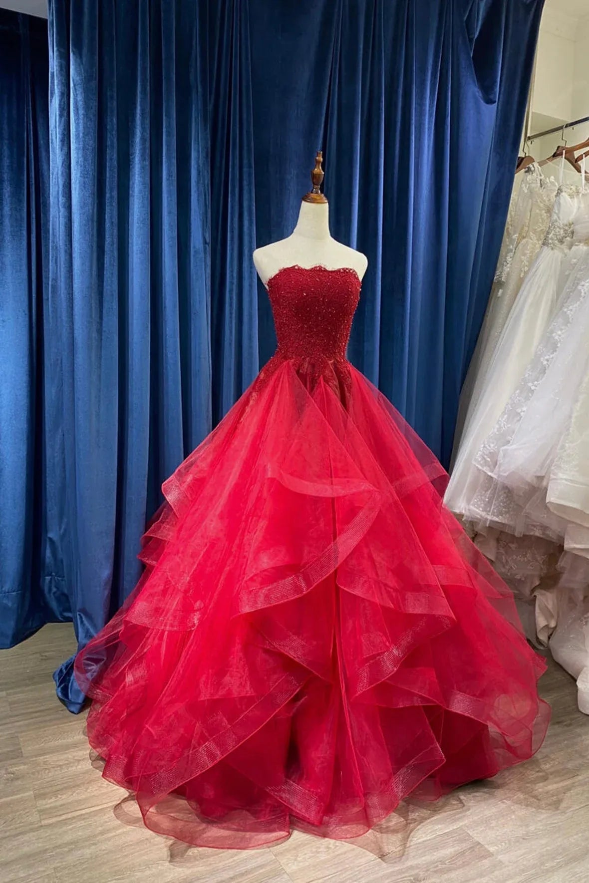 Elegant Princess Strapless Sleeveless Backless Floor-Length Prom Dress