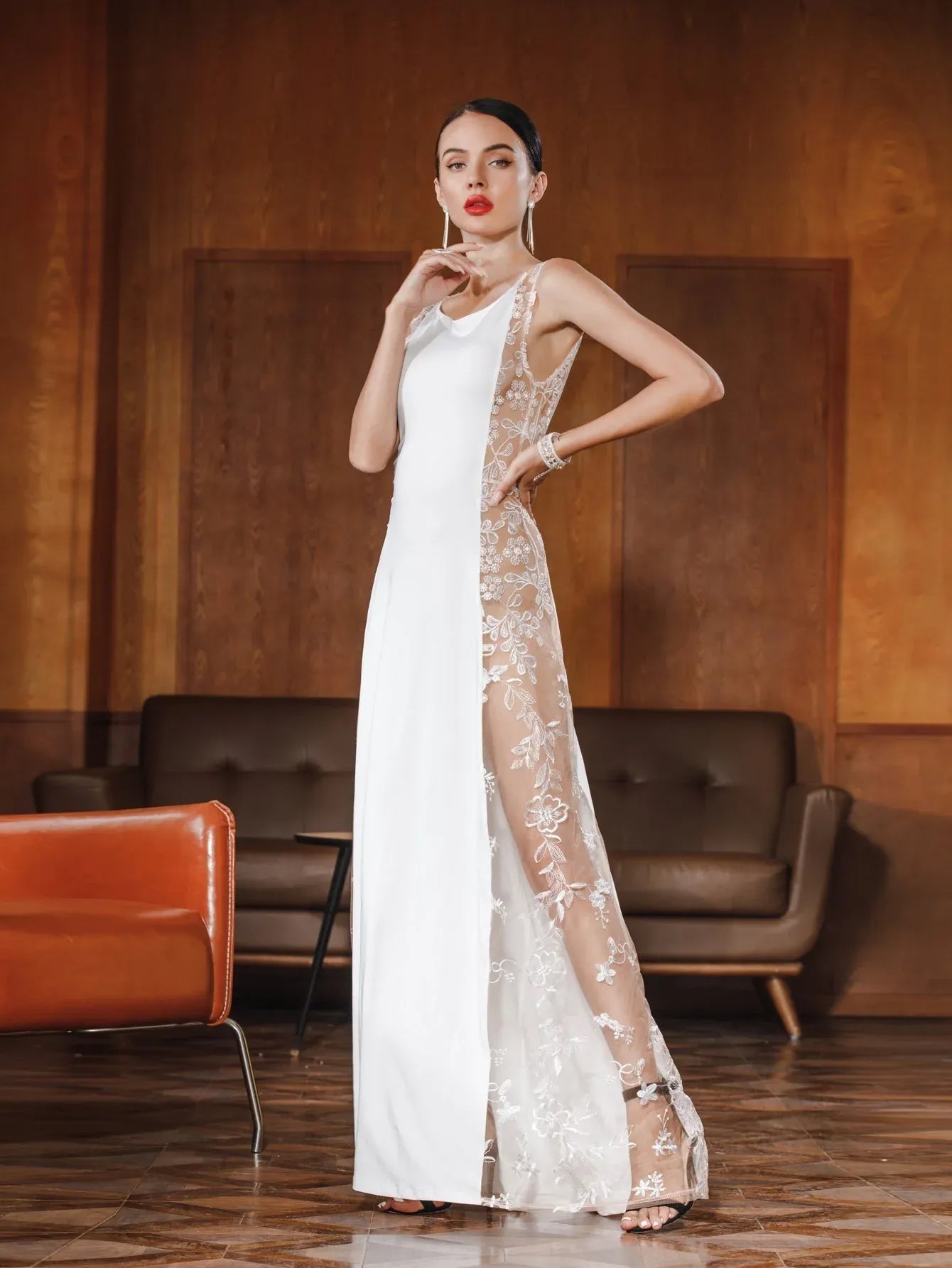 Elegant Satin Maxi Evening Dress White Scoop Sleeveless for Women