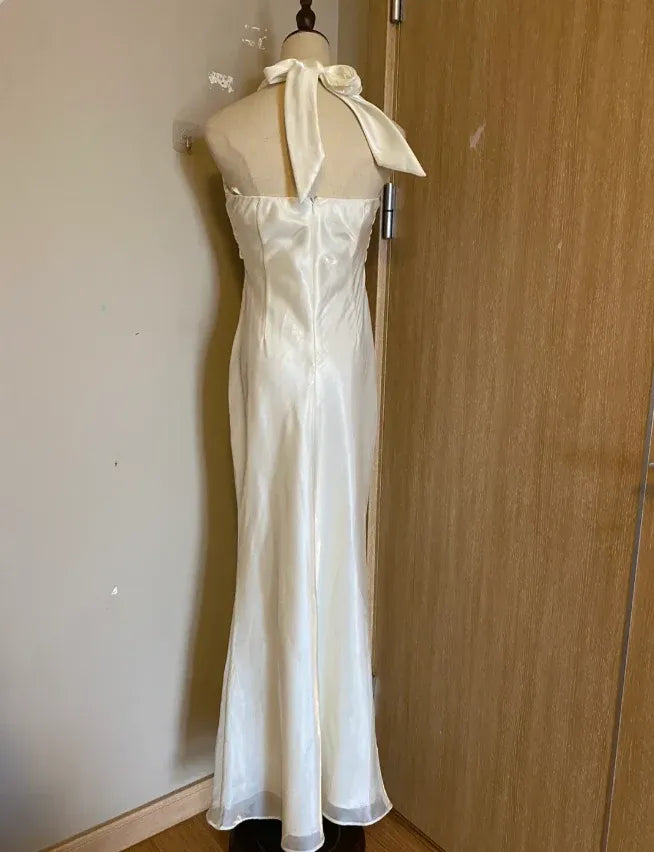 Elegant Sheath Halter Sleeveless Rose-Accent Ivory Long Prom Dress for Women Ready to Ship