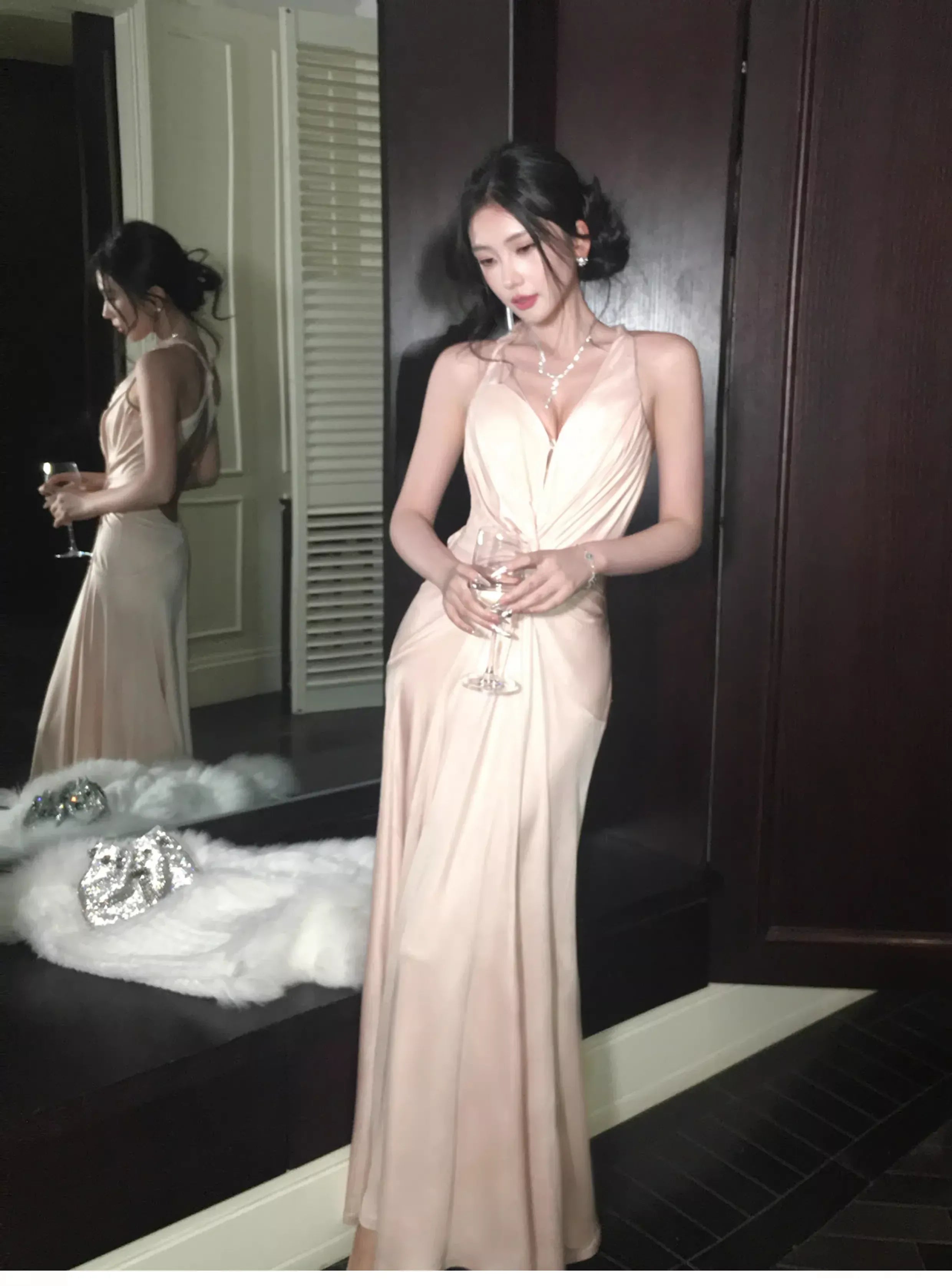 Elegant Sheath Halter Twist Backless Beaded Satin Coral Powder Prom Dress