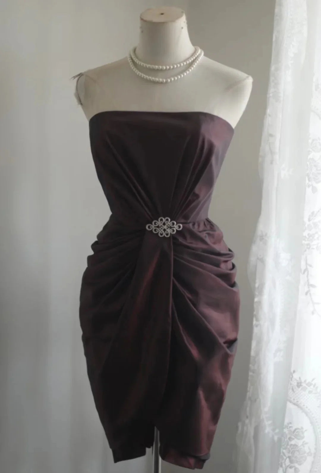 Elegant Sheath Strapless Pleated Short Prom Dress Homecoming Dress