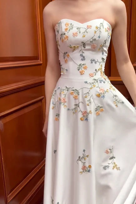 Elegant Sheath Sweetheart Floral Satin White Long Prom Dresses Formal Dresses