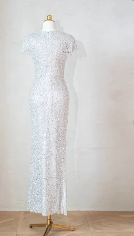 Elegant Sheath V neck Short Sleeves Sequin Silver Mother of the Bride Dresses