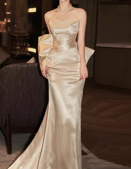 Elegant Sweetheart Bow Satin Champagne Evening Dress Graduation Dress Prom Dress
