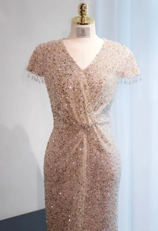Elegant V neck Short Sleeves Sequin Champagne Mother of the Bride Dresses