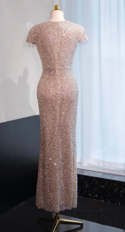 Elegant V neck Short Sleeves Sequin Champagne Mother of the Bride Dresses