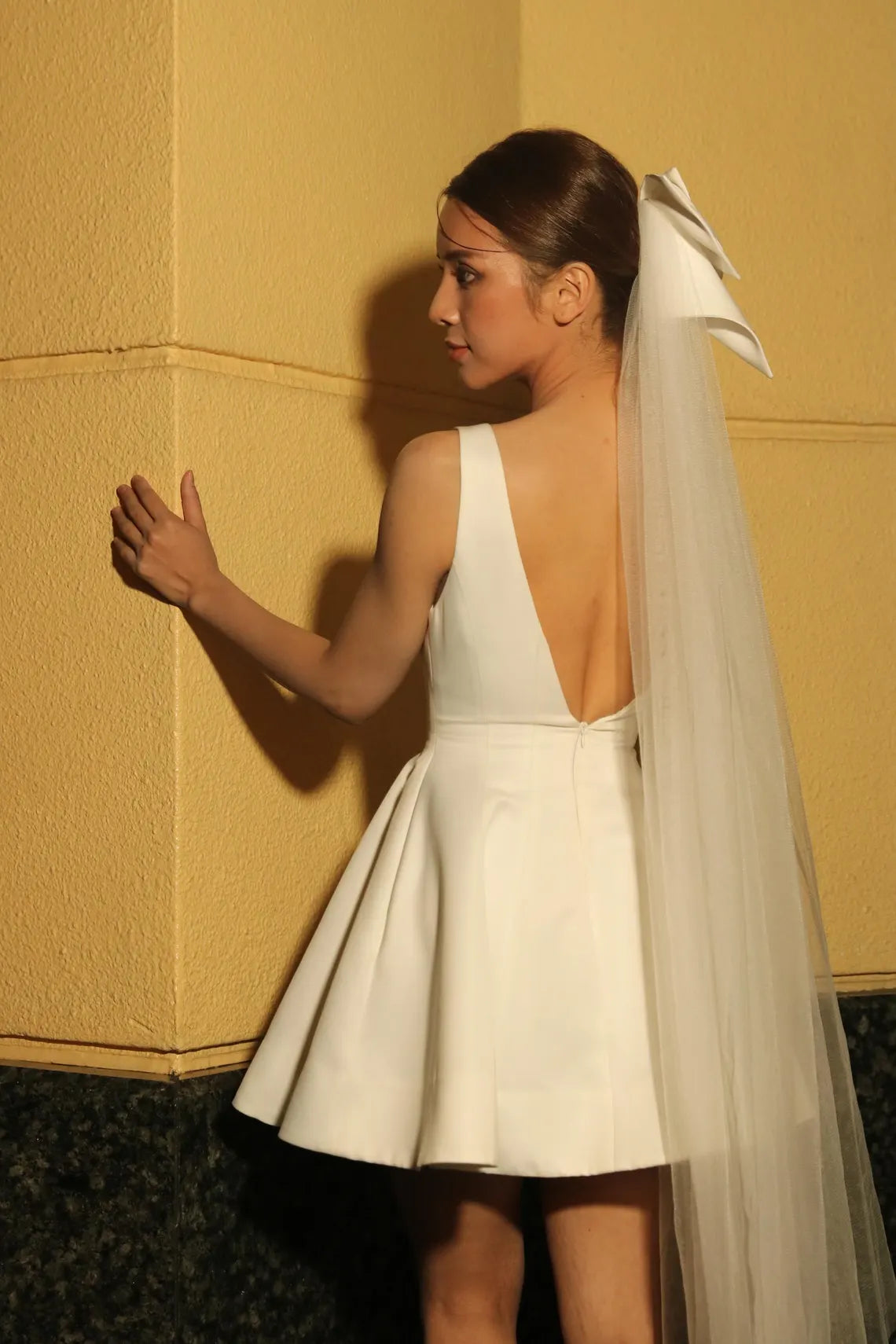 Elegant A-Line Boat Neck Open Back White Short Homecoming Dress No Veil
