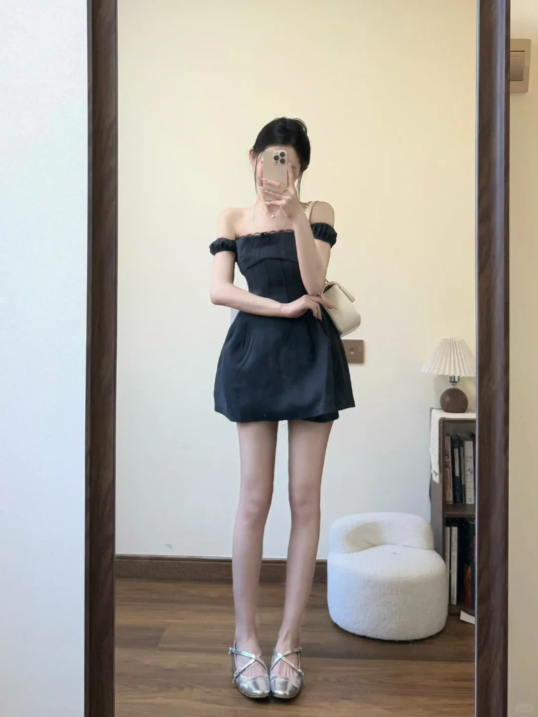 Elegant A-Line Off-Shoulder Puff Sleeve Corset Satin Black Mini Homecoming Dresses