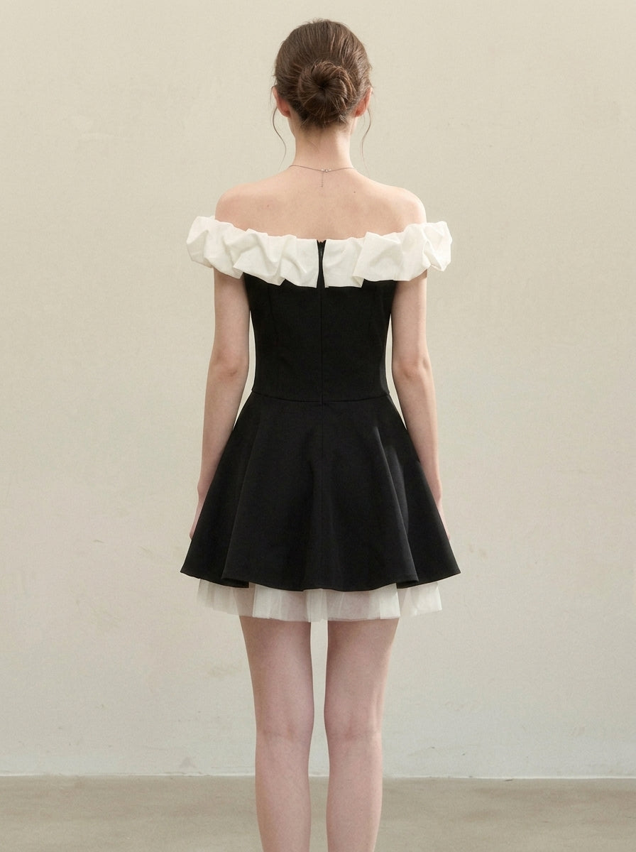 Elegant A-Line Off-Shoulder Ruffled Layered Black White Short Homecoming Dresses