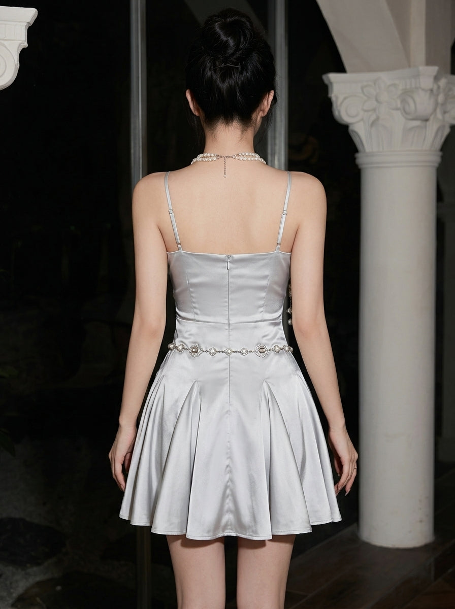 Elegant A-Line Spaghetti Straps Pleated Satin Silver Grey Mini Homecoming Dresses