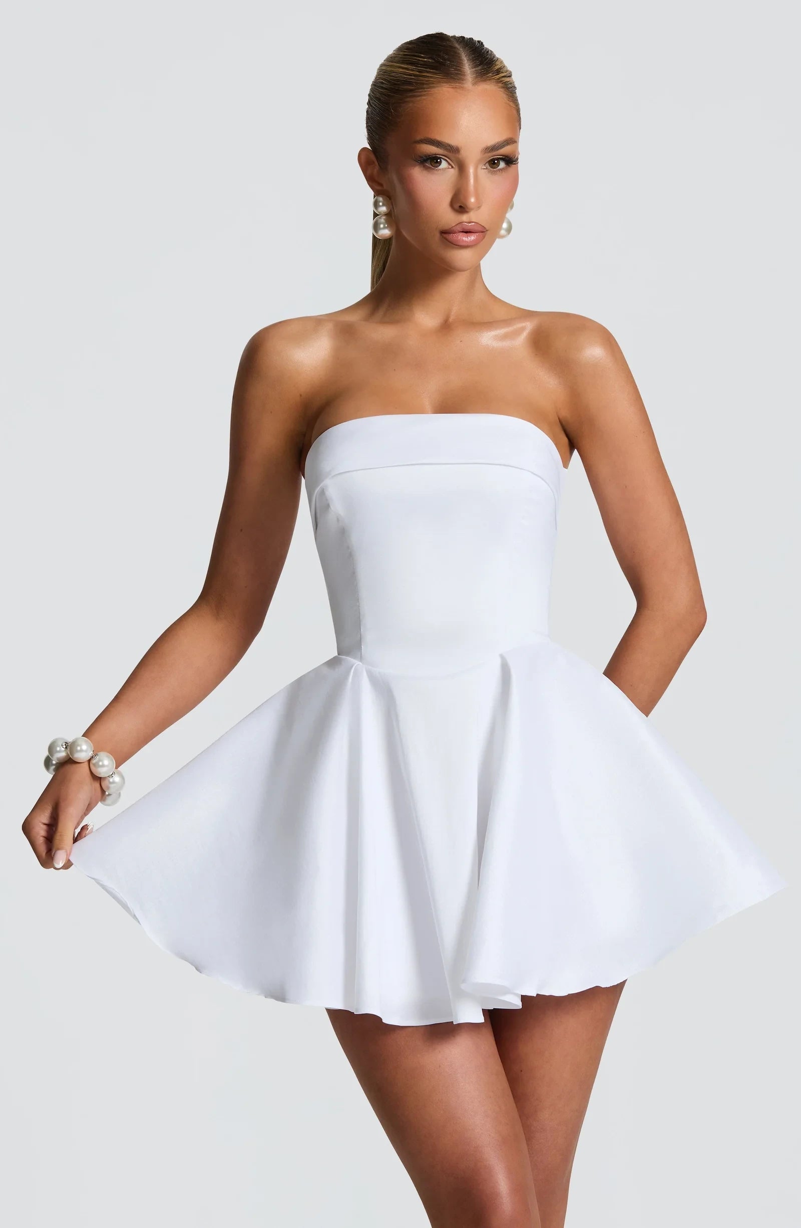 Elegant A-Line Strapless Lace Up Back Flared Taffeta White Mini Homecoming Dress