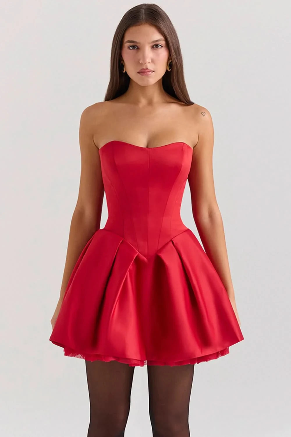 Elegant A-Line Sweetheart Bow-Back Pleated Red Mini Homecoming Dresses