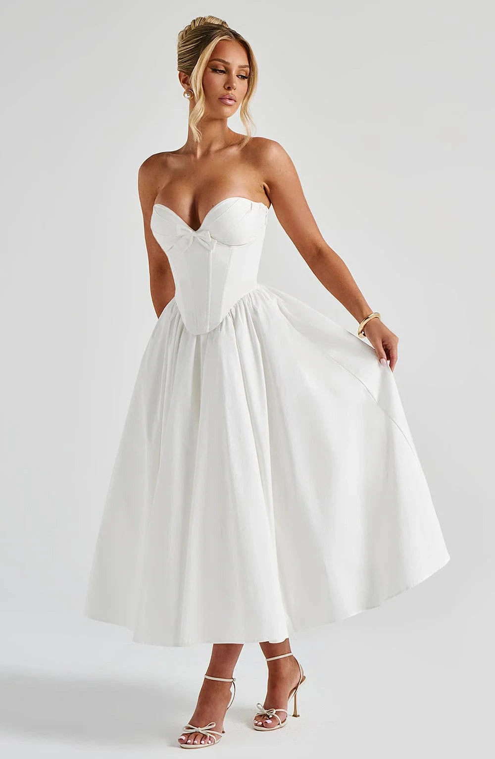 Elegant A-Line Sweetheart Corset Bow Lace Up Back White Tea-Length Prom Dress