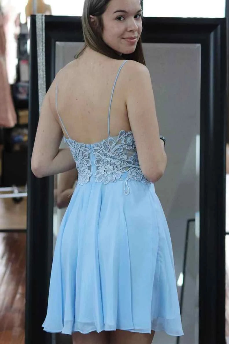 Elegant A-Line Sweetheart Lace Applique Light Blue Short Homecoming Dresses