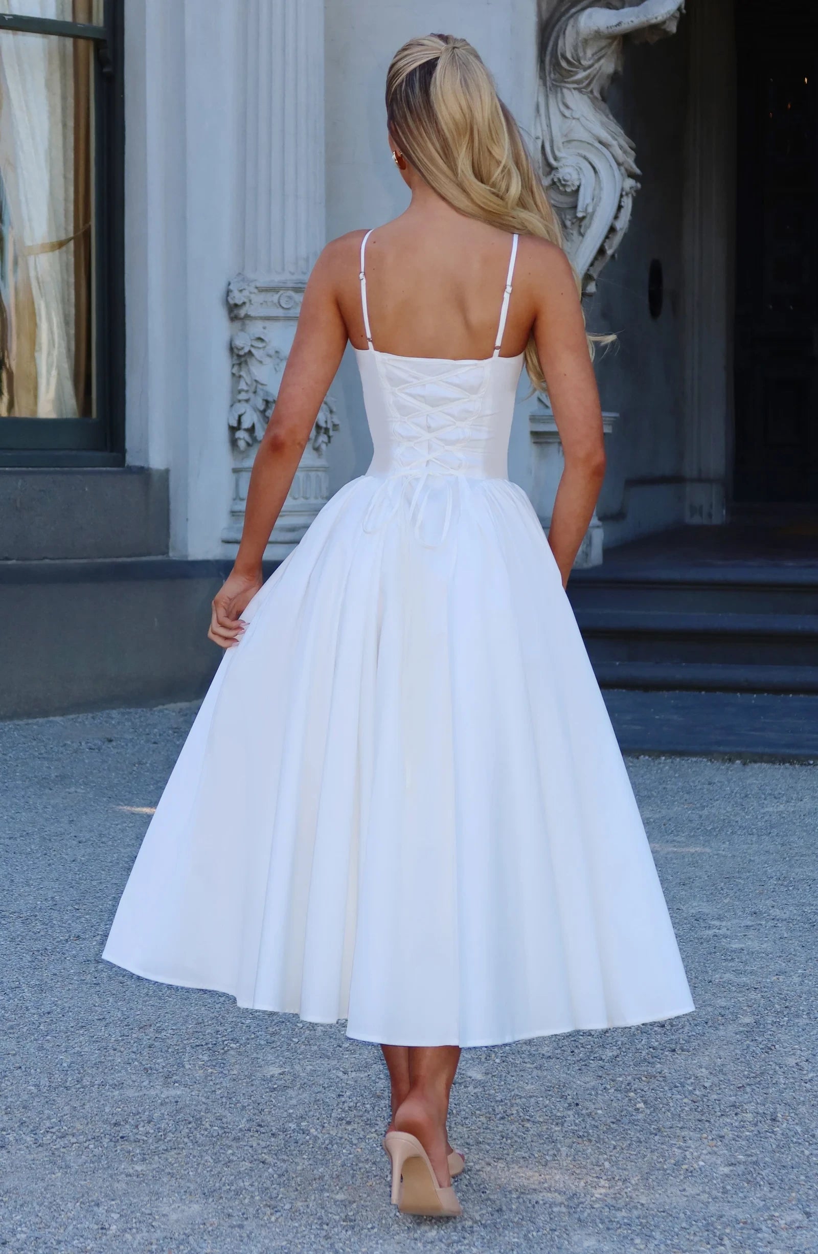 Elegant A-Line Sweetheart Lace Up Back Pleated White Tea-Length Prom Dress