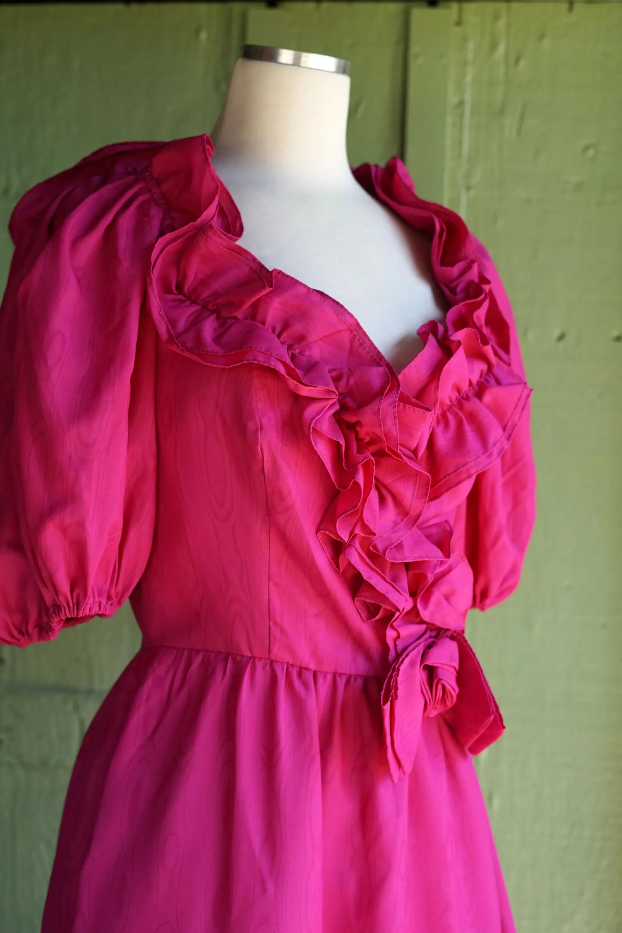 Elegant A-Line V Neck Puff Sleeve Moire Print Ruffle Hot Pink Long Prom Dress (3)
