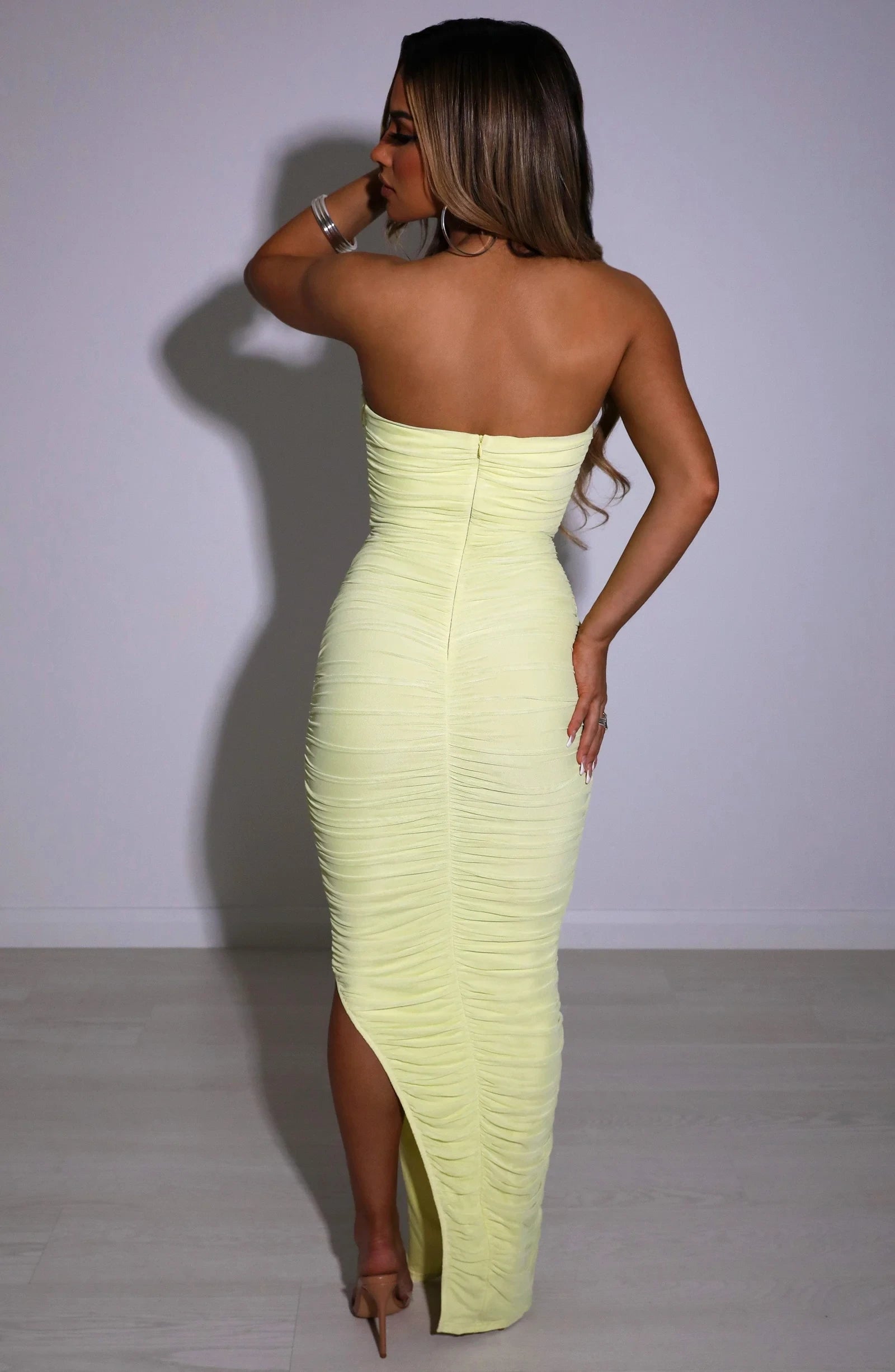 Elegant Sheath Strapless Ruched Slit Pale Yellow Maxi Prom Dress