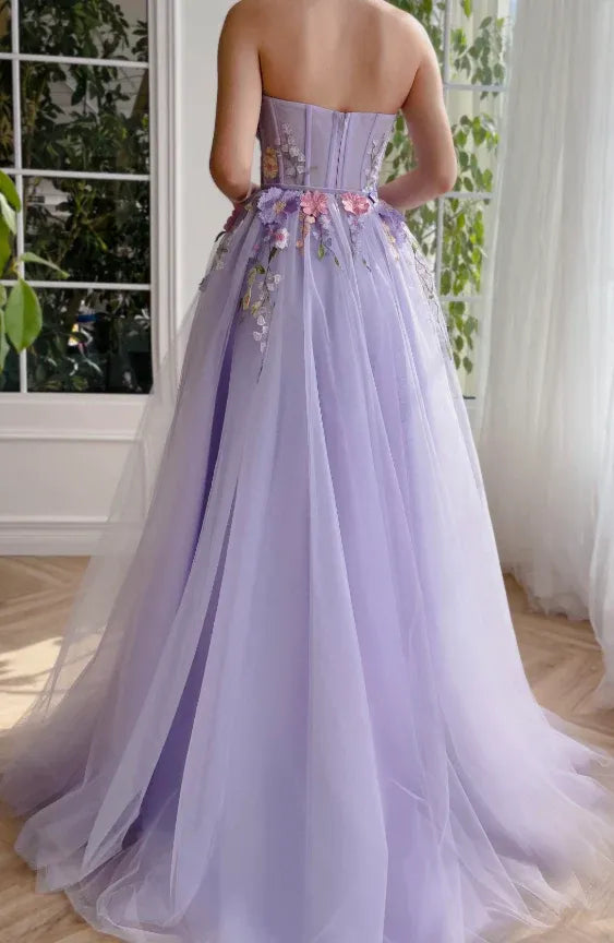 Enchanting Ball Gown Sweetheart Neck Sleeveless Floral Lilac Maxi Prom Dress for Women Custom