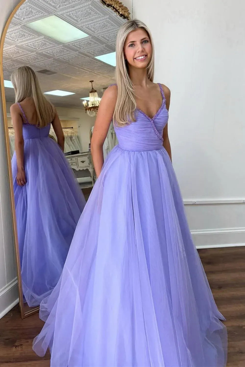 Enchanting Ballgown Deep V-Neck Sleeveless Beaded Tulle Lavender Floor-Length Evening Dress For Women