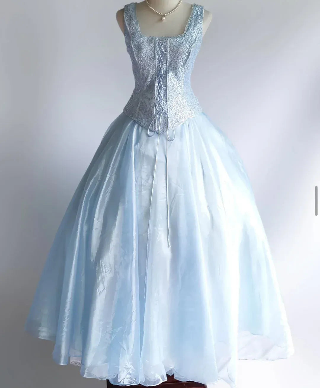 Enchanting Lace-Satin Long Evening Dress Sky Blue Square Neck Sleeveless for Women