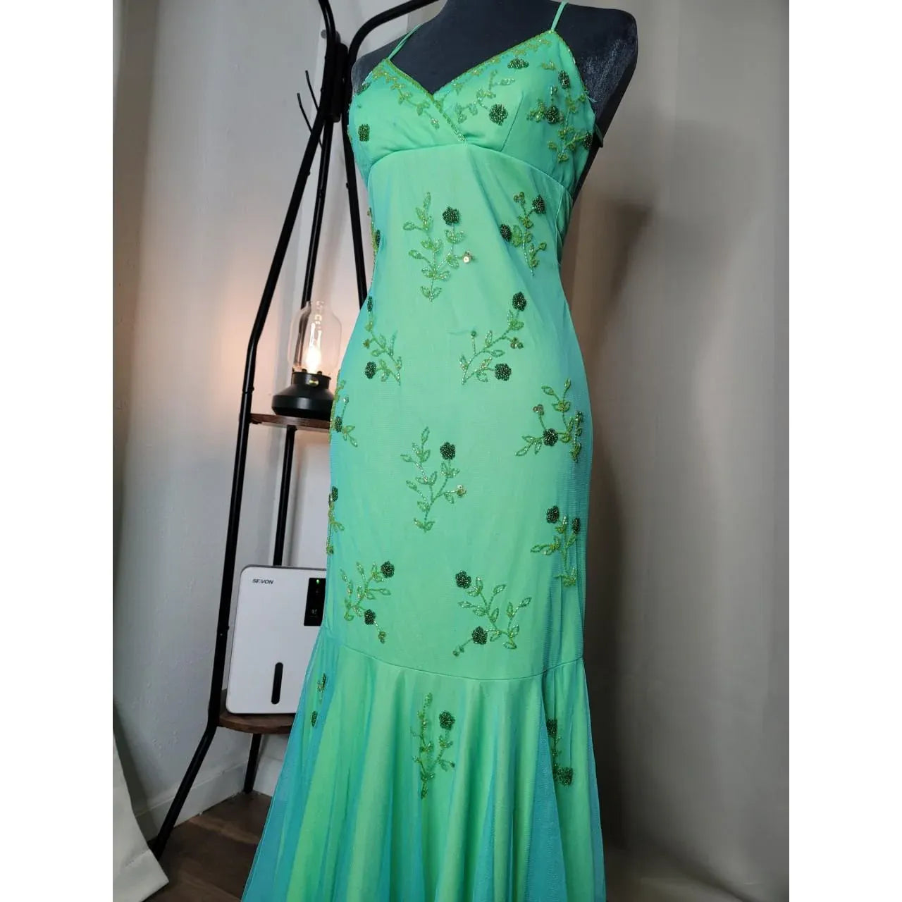 Ethereal Mermaid Halter Neck Sleeveless Embellished Ombre Green Maxi Prom Dress for Women Hot Sale